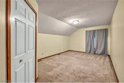 92 Ravenshollow Drive, Cuyahoga Falls, OH 44223 - Photo 23