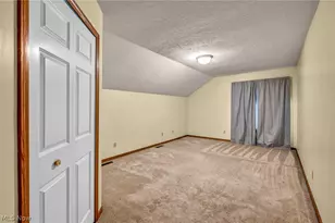 92 Ravenshollow Dr, Cuyahoga Falls, OH 44223 - Photo 23