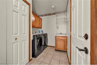 92 Ravenshollow Drive, Cuyahoga Falls, OH 44223 - Photo 29