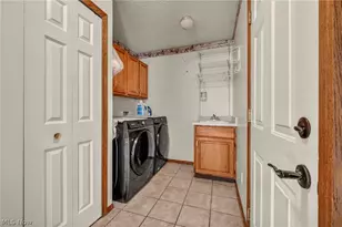 92 Ravenshollow Dr, Cuyahoga Falls, OH 44223 - Photo 29