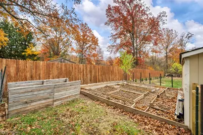 92 Ravenshollow Drive, Cuyahoga Falls, OH 44223 - Photo 39