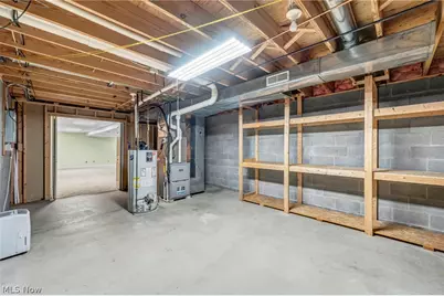 92 Ravenshollow Drive, Cuyahoga Falls, OH 44223 - Photo 33