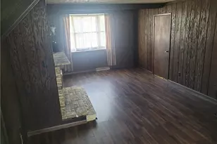 447 8th St, Struthers, OH 44471 - Photo 9