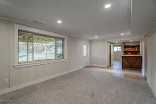 2100 Steffy Rd, Mogadore, OH 44260 - Photo 27