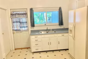 218 Gates Ave, Elyria, OH 44035 - Photo 5