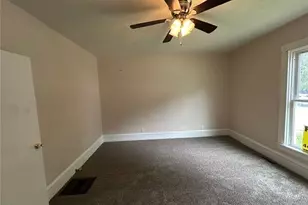 218 Gates Ave, Elyria, OH 44035 - Photo 13