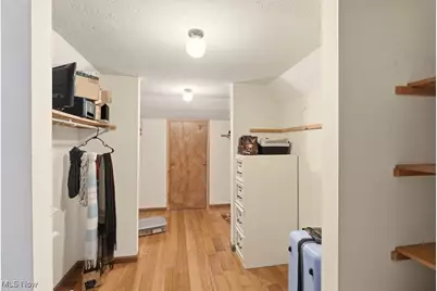 951 S Azalea Boulevard, Barberton, OH 44203 - Photo 33