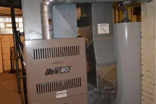 283 7th St NW, Barberton, OH 44203 - Photo 11