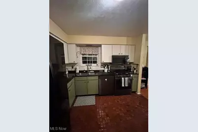 3717 Allenwood Drive SE, Warren, OH 44484 - Photo 11