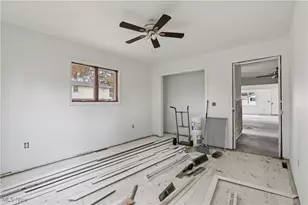 492 E Hopocan Ave, Barberton, OH 44203 - Photo 23