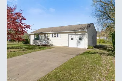 615 Noble Street W, East Canton, OH 44730 - Photo 1