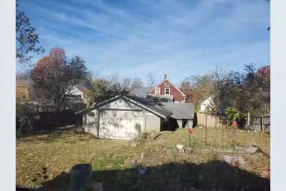 537 3rd Street, Elyria, OH 44035 - Photo 13