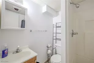 1212 E 15th St, Ashtabula, OH 44004 - Photo 37