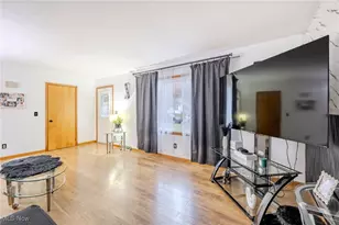 1212 E 15th St, Ashtabula, OH 44004 - Photo 5