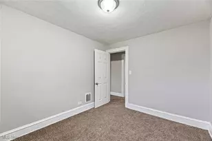 10918 Linnet Ave, Loveland, OH 44111 - Photo 15