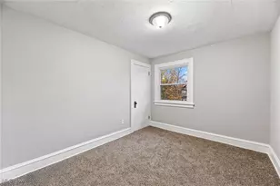 10918 Linnet Ave, Loveland, OH 44111 - Photo 13