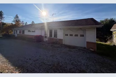 48712 Bloomfield Avenue, East Liverpool, OH 43920 - Photo 1