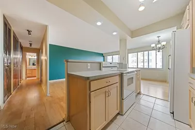 12520 Edgewater Drive #608, Oakwood, OH 44107 - Photo 19