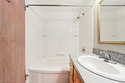 12520 Edgewater Drive #608, Oakwood, OH 44107 - Photo 33