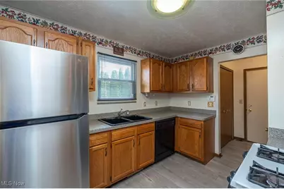 3755 Thurgood Avenue, Loveland, OH 44115 - Photo 13