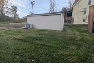 629 1/2 Howard St, Bridgeport, OH 43912 - Photo 9