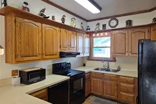 9369 Chestnut Ave SE, East Sparta, OH 44626 - Photo 11