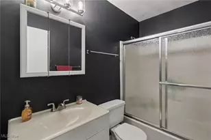 1010 Cree Ave, Akron, OH 44305 - Photo 19