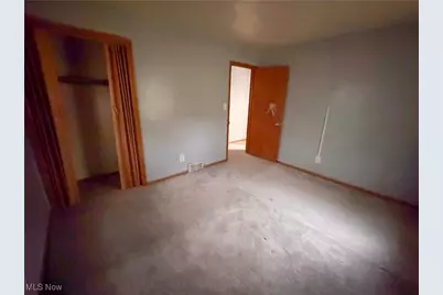 3380 Sunnybrooke Drive, Youngstown, OH 44511 - Photo 13