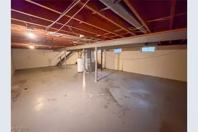 3380 Sunnybrooke Drive, Youngstown, OH 44511 - Photo 15