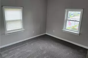 138 Wood St, East Palestine, OH 44413 - Photo 7