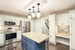 3314 Millwood Ln NW, Uniontown, OH 44685 - Photo 7