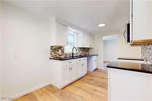 704 Douglas Ave, Wintersville, OH 43953 - Photo 11