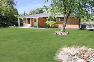 704 Douglas Ave, Wintersville, OH 43953 - Photo 3