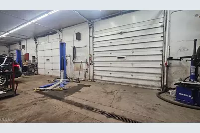 5110 Brookpark Road, Loveland, OH 44134 - Photo 11