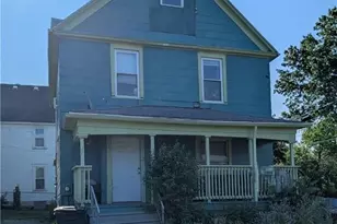 429 Brown St, Akron, OH 44311 - Photo 1