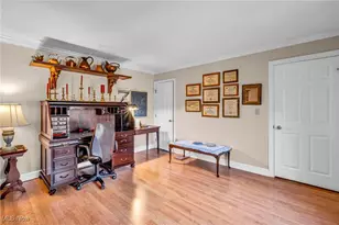 5671 Bastille Pl, Columbus, OH 43215 - Photo 9