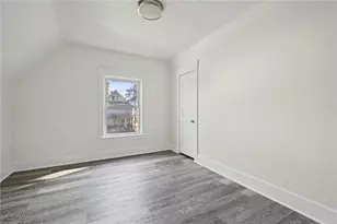 3902 W 37th St, Loveland, OH 44109 - Photo 9