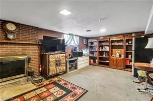 2050 Chapel-Hill Dr, Youngstown, OH 44511 - Photo 15