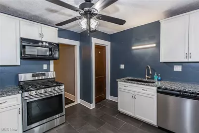 309 Massillon Road, Akron, OH 44312 - Photo 9