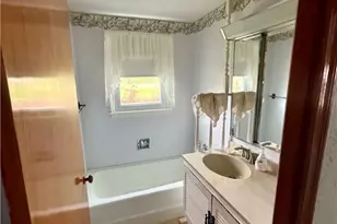 32 Locust Hill Rd, Chester, WV 26034 - Photo 17