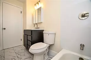 1226 Poplar Ave SW, Canton, OH 44710 - Photo 9