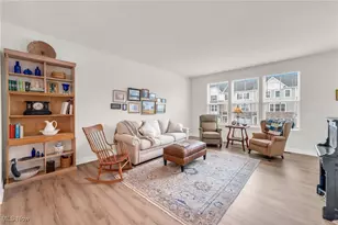 836 Carnation Ct, Akron, OH 44303 - Photo 5