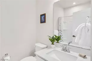 836 Carnation Ct, Akron, OH 44303 - Photo 25