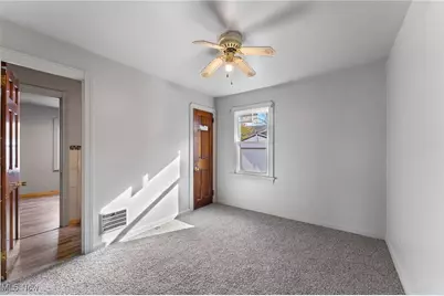 269 W Dennick Avenue, Youngstown, OH 44504 - Photo 27