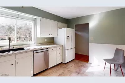 1126 Colegate Drive, Marietta, OH 45750 - Photo 5