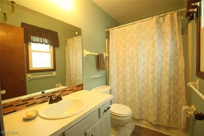 895 East Avenue, Tallmadge, OH 44278 - Photo 13