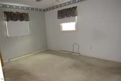 1000 Brown Drive, Ashtabula, OH 44004 - Photo 11