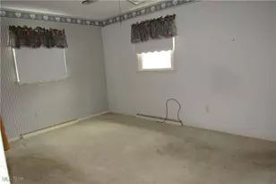 1000 Brown Dr, Ashtabula, OH 44004 - Photo 11