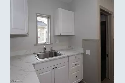 209 Clark Street, Elyria, OH 44035 - Photo 13