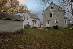 209 Clark St, Elyria, OH 44035 - Photo 25